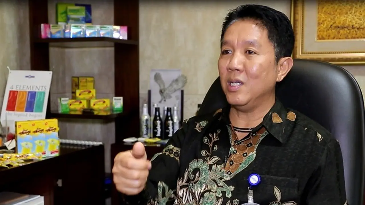  Presdir PT Bintang Toedjoe, Simon Jonatan