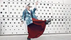 Penyanyi Indah Dewi Pertiwi salah satu publik figur yang sudah dikenal luas. Kini dirinya mantap berhijrah dan tampil dengan hijab yang kekinian. (Liputan6.com/IG/@idp91)