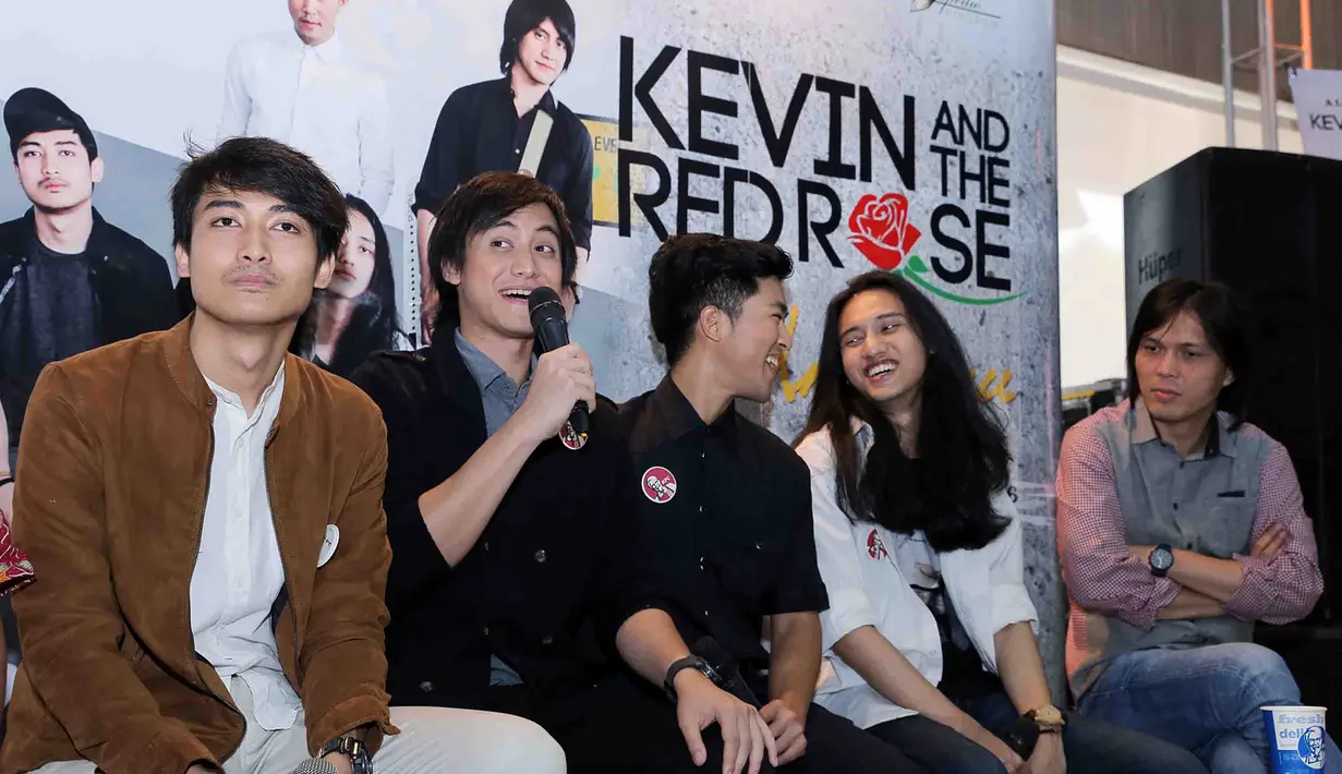 Selain suara yang dinilai pas, ketiga anggota grup vokal ini juga memiliki visi dan misi yang sama. Hal itulah yang akhirnya menjadi sebuah grup. (Deki Prayoga/Bintang.com)