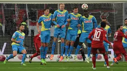 Sering mencetak gol melalui tendangan bebas membuat pemain ini mendapat julukan raja tendangan bebas di Bundesliga. (AFP/Patrik Stollarz)