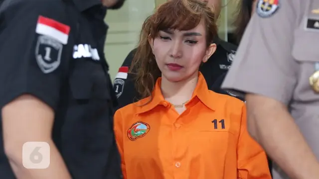 [Bintang] Roro Fitria