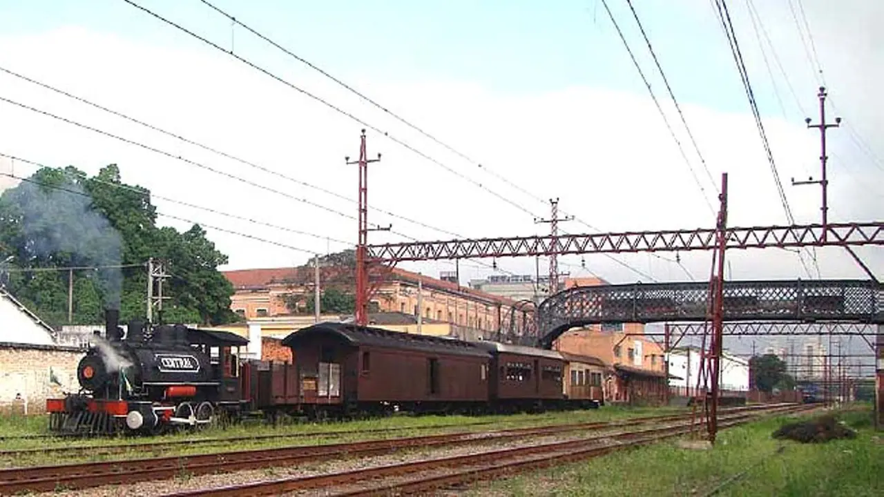 6-4-1950: Tragedi Kereta 'Paskah' Jatuh ke Sungai
