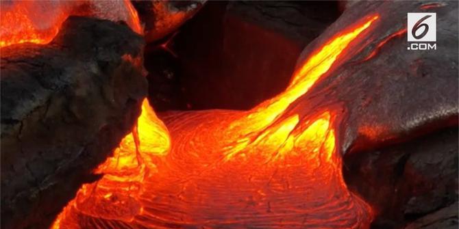 VIDEO: Menantang Maut, Wisata Lava Gunung Berapi di Hawaii