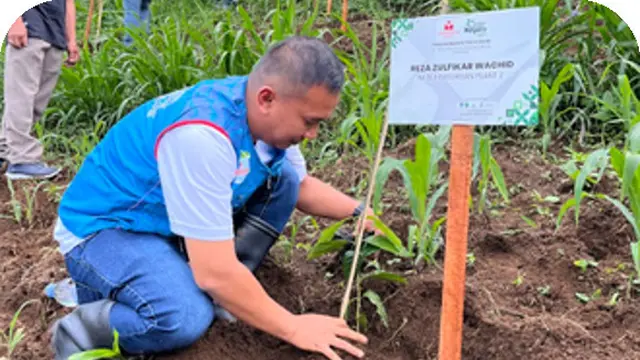 Le Minerale Raih Anugerah Ekonomi Hijau atas Komitmen Konservasi Sumber Daya Air dari Hulu ke Hilir