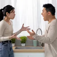 Ilustrasi pasangan bertengkar/copyrightshutterstock/Prostock-studio