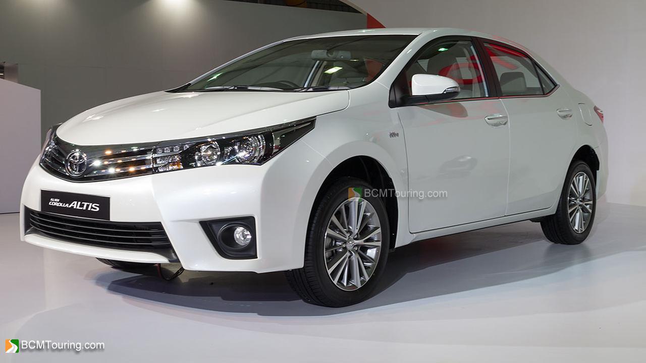 Corolla Altis