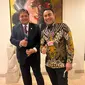 Ketua Umum Baladhika Karya, Model Saleh Hilabi bersama Ketua Umum DPP Partai Golkar Airlangga Hartarto. Foto: liputan6.com/edhie prayitno ige&nbsp;