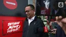 Mereka yang dicegah adalah mantan Menteri Agama Yaqut Cholil Qoumas, Ishfah Abidal Aziz alias Gus Alex selaku mantan staf khusus pada era Menag Yaqut Cholil, serta Fuad Hasan Masyhur selaku pemilik biro penyelenggara haji Maktour. Tampak dalam foto, mantan staf khusus Menteri Agama periode 2019-2024, Yaqut Cholil Qoumas, Ishfah Abidal Aziz alias Gus Alex berjalan meninggalkan Gedung Merah Putih Komisi Pemberantasan Korupsi (KPK), Jakarta, Senin (26/1/2026). (Liputan6.com/Helmi Fitrhiansyah)