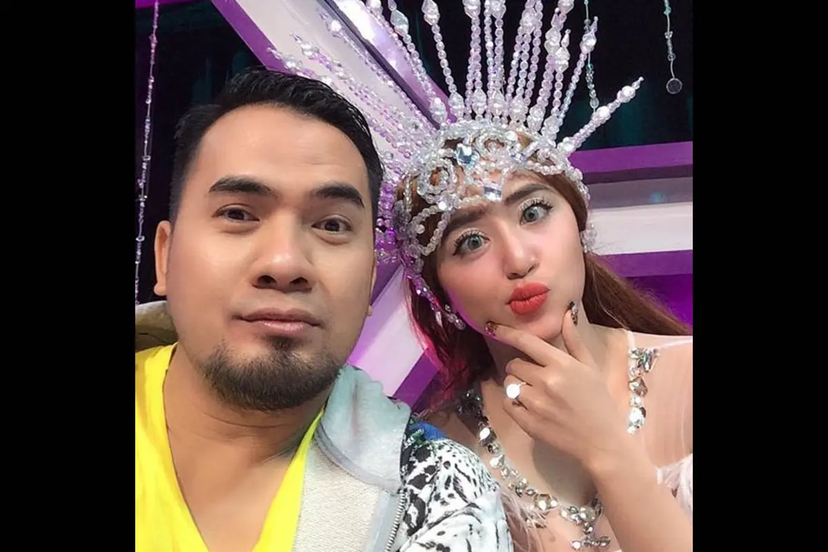 Dewi Perssik