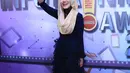 Dinobatkan sebagai Selebriti Berhijab Paling Fashionable di Infotainment Awards 2017 menjadi hal yang membanggakan bagi Alyssa. Terlebih, sang suami, Dude Harlino juga dinobatkan sebagai Gorgeous Dad. (Adrian Putra/Bintang.com)