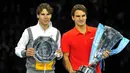 5. Tahun 2010 - Roger Federer (Swiss) berhadapan dengan Rafael Nadal (Spanyol) dalam partai final yang berlangsung di O2 Arena, London, Inggris (28/11/2010). Roger Federer menang dengan skor 6-3, 3-6, 6-1. (AFP/Glyn Kirk)