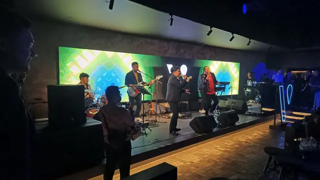 Bikin Momen Valentine Makin Seru, Lovers Club Karaoke Night Bawa Semangat Bebaskan Hebatmu