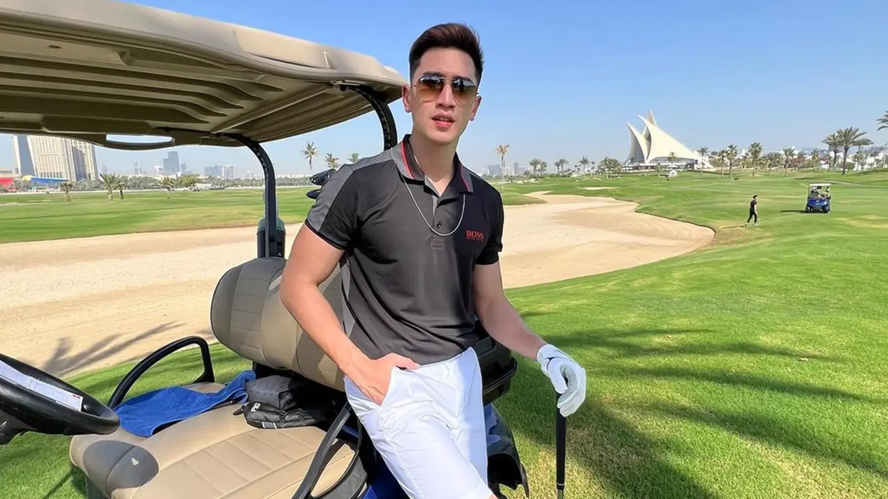 Potret Verrell Bramasta Main Golf, Tampil Keren