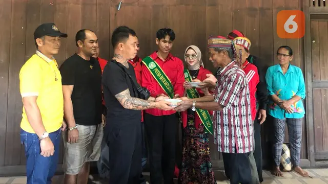 Suku Dayak