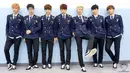 BTS adalah salah satu grup idola Korea Selatan yang populer. Tak hanya populer di Korea Selatan saja, grup asuhan Big Hit ini juga populer di luar negeri. (Foto: Soompi.com)
