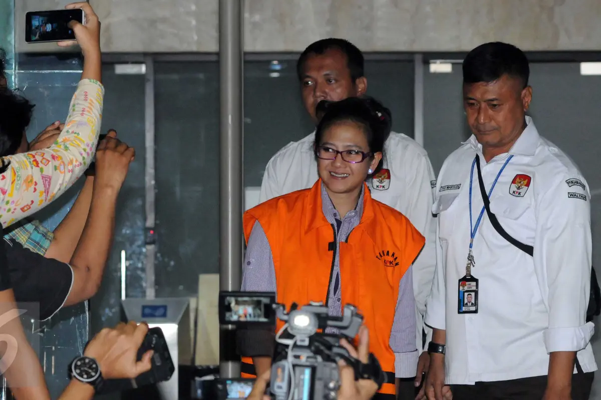 20160118- Damayanti Wisnu Putranti Jalani Pemeriksaan Perdana-Jakarta-Helmi Afandi