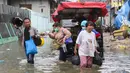 BPBD DKI Jakarta juga menargetkan air dapat surut dalam waktu cepat. (Liputan6.com/Herman Zakharia)