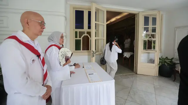 Guruh Soekarnoputra