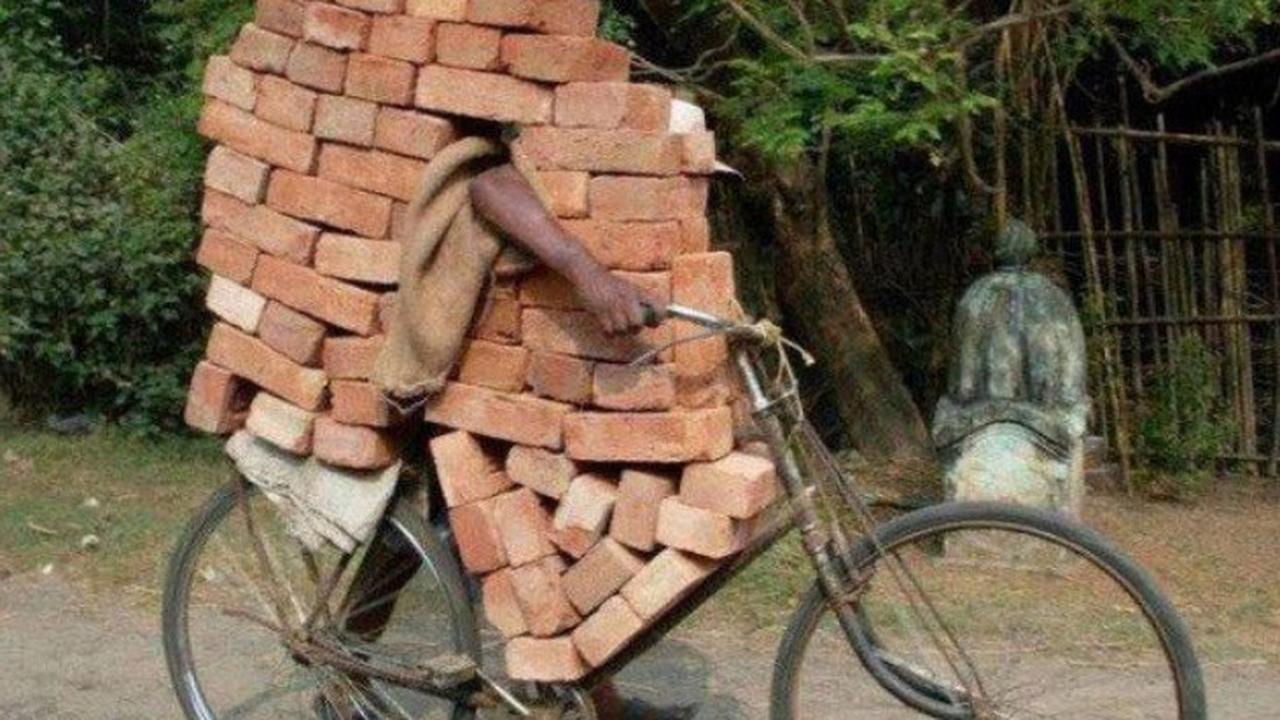 Bikin Bengong, 7 Potret Tak Biasa Orang Bawa Kendaraan