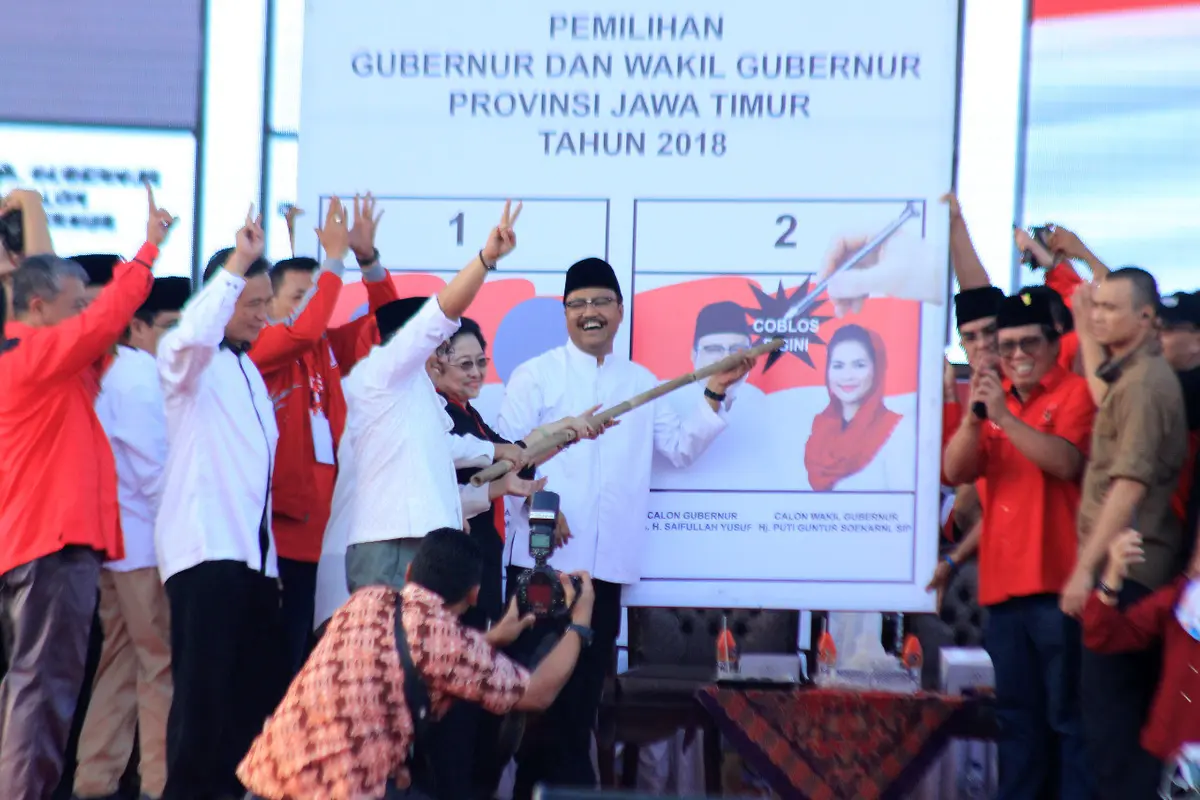Gus Ipul saat berkampanye di Jawa Timur (Liputan6.com/Dian Kurniawan)