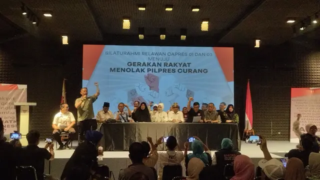 Relawan calon presiden (capres) dan calon wakil presiden (cawapres) nomor urut 01 dan 03 menggelar silaturahmi di Gedung GBN, Jakarta Pusat, Rabu (28/2/2024)