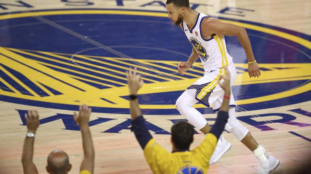 Selebrasi Stephen Curry