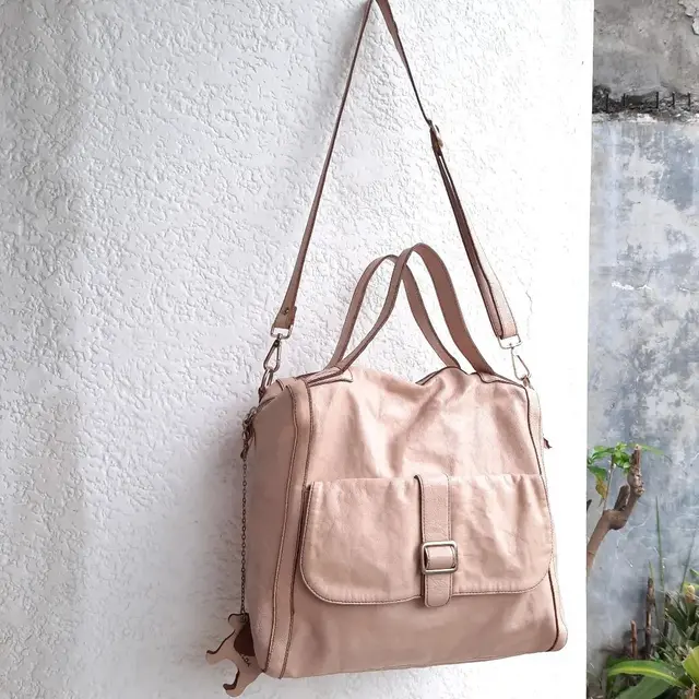 Cara Memilih Tas Selempang Wanita, Jangan Salah Pilih