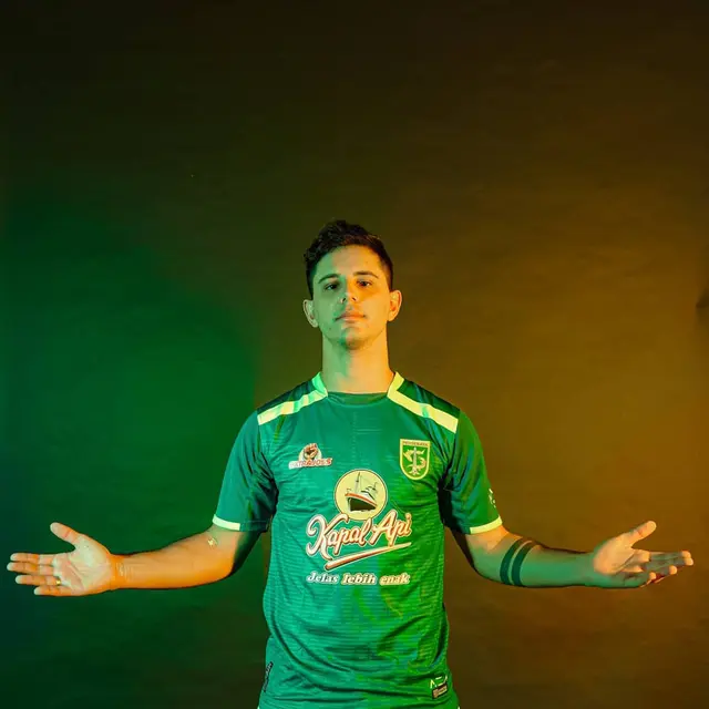 5 Potret Bruno Moreira, Gelandang Asing Anyar Persebaya dari Brazil