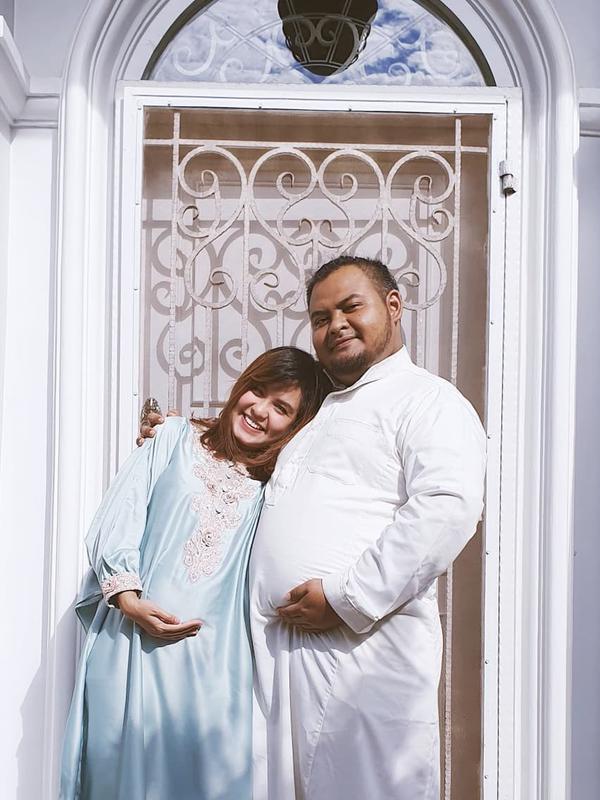 Suami Rini Mentari seorang pilot kaya raya. (Sumber: Instagram/@rinimentari_)