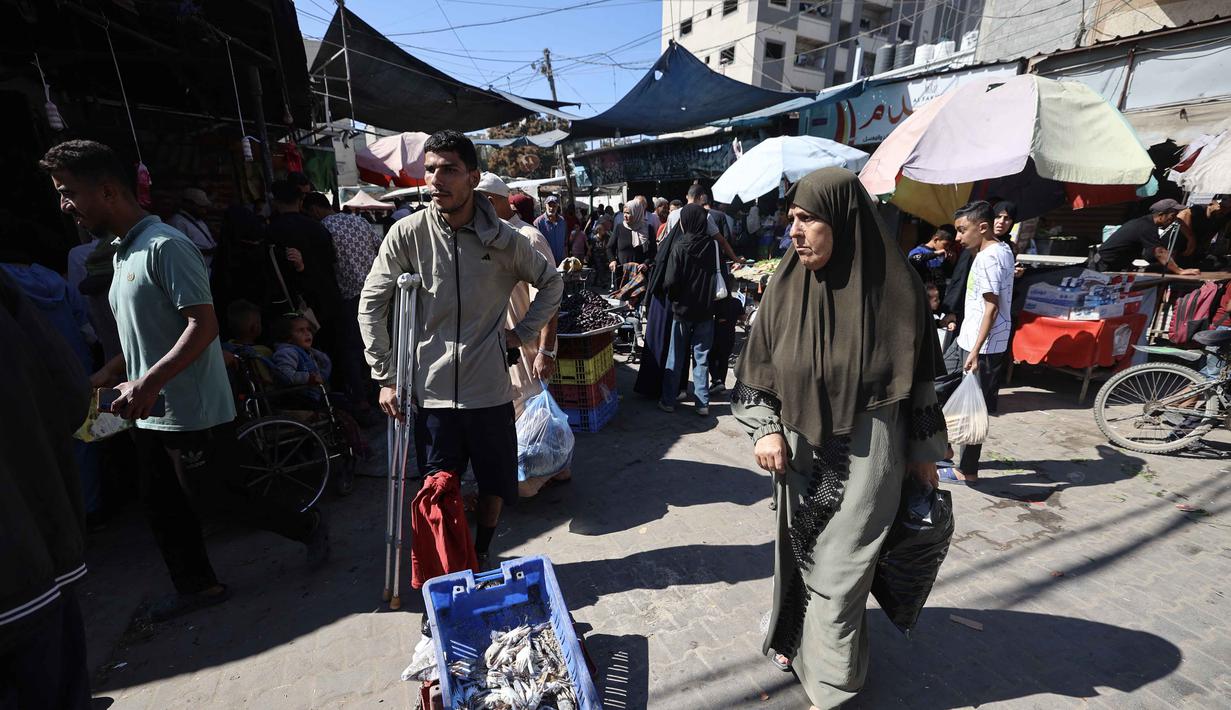 Sebelumnya, kamp yang berada di Jalur Gaza bagian tengah ini telah menjadi sasaran beberapa serangan intensif sejak dimulainya konflik pada Oktober 2023 lalu. (Eyad BABA/AFP)
