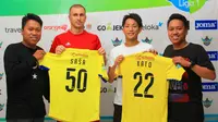 Persegres Gresik United merekrut pemain asing baru, Sasa Secevic dan Yusuke Kato. (Bola.com/Fahrizal Arnas)