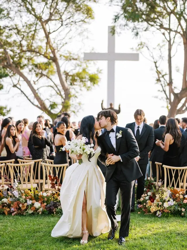 Potret Pernikahan Lana Condor dengan Musisi Anthony De La Torre yang Penuh Kenangan Sang Ibu, Mulai dari Dress hingga Wedding Venue