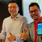 Country Head Xiaomi Indonesia Steven Shi (kiri) dan Deputy CEO Smartfren Djoko Tata Ibrahim saat merilis Redmi 7A. (Liputan6.com/ Agustins Setyo Wardani)