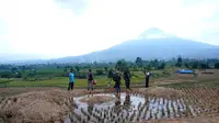 Seorang Remaja di Bayongbong Garut Tewas Tersambar Petir Saat Main di Sawah