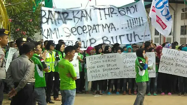 Demo Buruh Minta THR