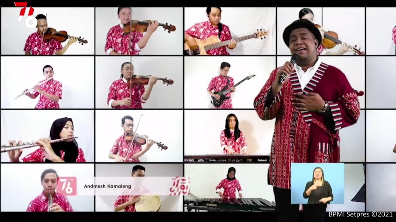 Admesh Kamaleng - Agatha Pricilla dengan Gita Bahana Nusantara di Peringatan HUT ke-76 RI. (Tangkapan Layar YouTube/ Sekretariat Presiden)