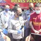 Dua warga Bulgaria pelaku skimming ditangkap polisi. (Dian Kurniawan/Liputan6.com)