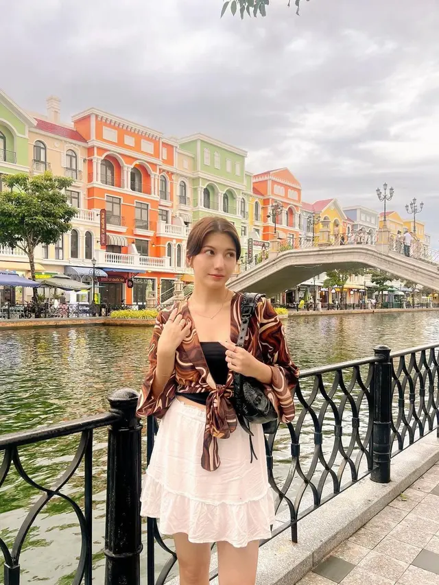 Cassandra Lee (Instagram/@cassandraslee)