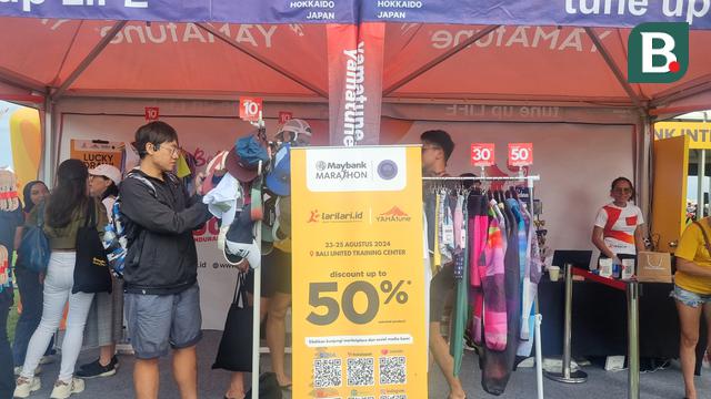 Berburu diskon di Maybank Marathon 2024 Race Village