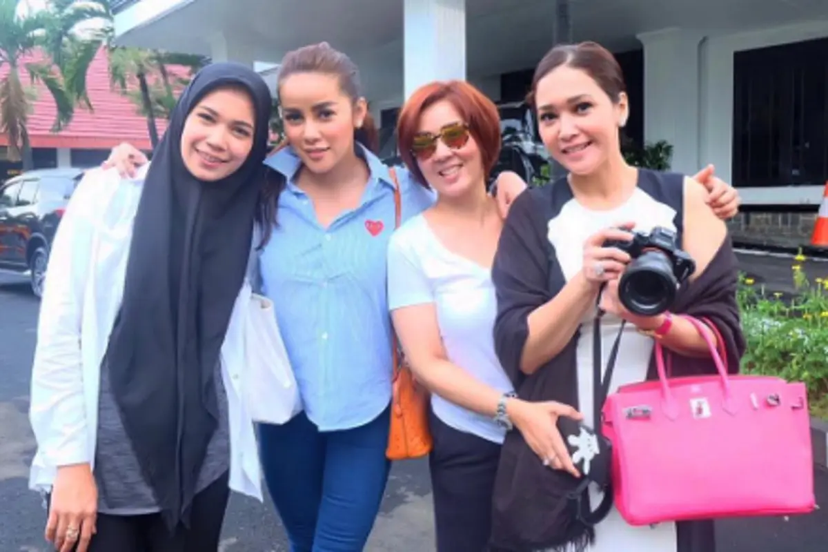 Maia Estianty dan Olla Ramlan
