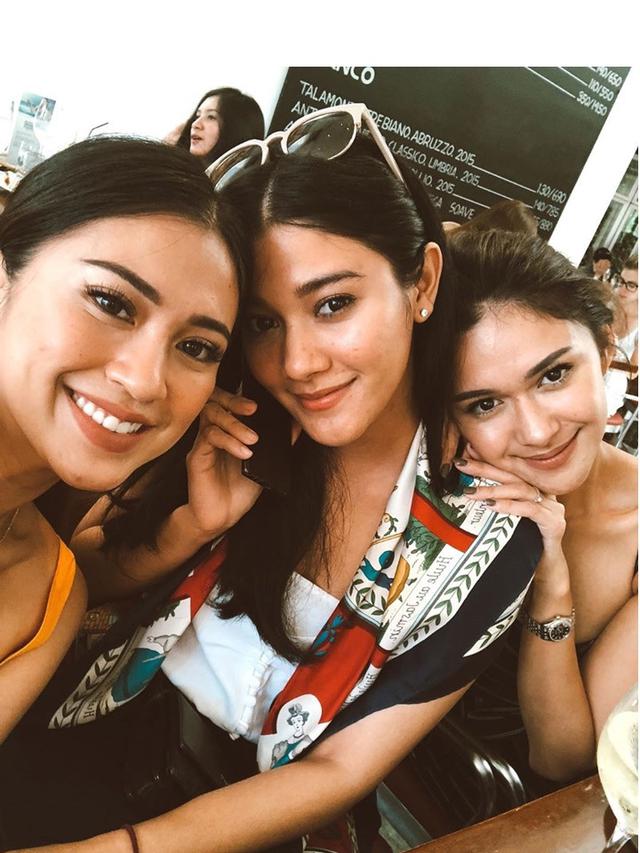 7 Momen Kebersamaan Nana dan Naysila Mirdad, Sibling Goals Banget