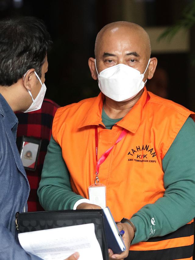 FOTO: Pemeriksaan Perdana Wali Kota Nonaktif Bekasi Rahmat Effendi