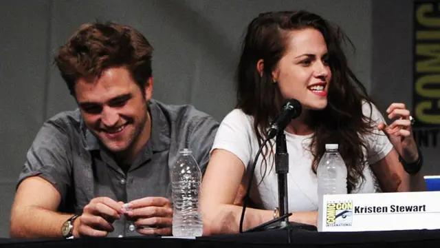 [Bintang] Kristen Stewart - Robert Pattinson