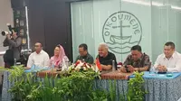 Calon presiden nomor urut 3 Ganjar Pranowo mendatangi kantor Persekutuan Gereja-Gereja Indonesia (PGI). (Nur Habibie/Merdeka).