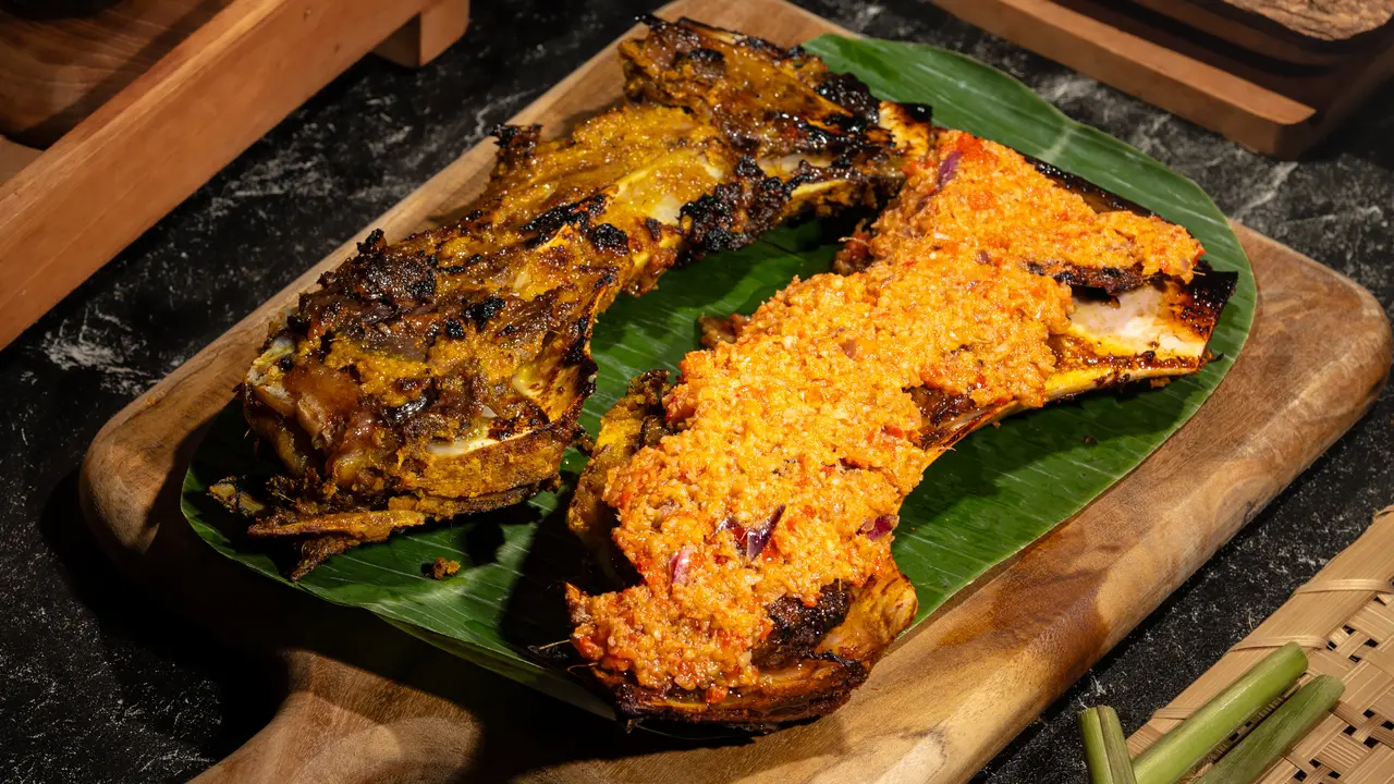 Rahang Tuna, Salah Satu Makanan Manado dengan Cita Rasa Autentik yang Hadir di Restoran Manado Ini