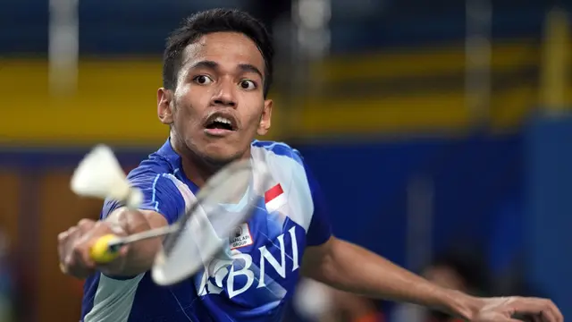 FOTO: Kejutan, Chico Kalahkan Kento Momota di Badminton Asia Championships 2022