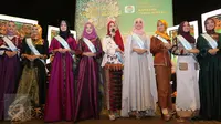 Finalis Puteri Muslimah 2017 saat menghadiri Launching program acara ramadhan Indosiar di SCTV Tower, Jakarta, Rabu (03/05). (Liputan6.com/Fatkhur Rozaq)