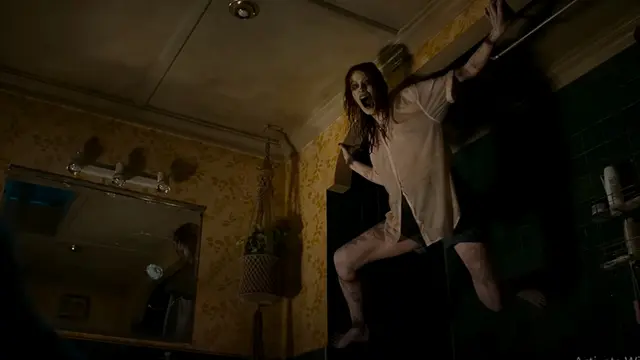 Karakter Ellie yang kerasukan roh iblis di Film Evil Dead Rise.