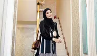 gamis monokrom