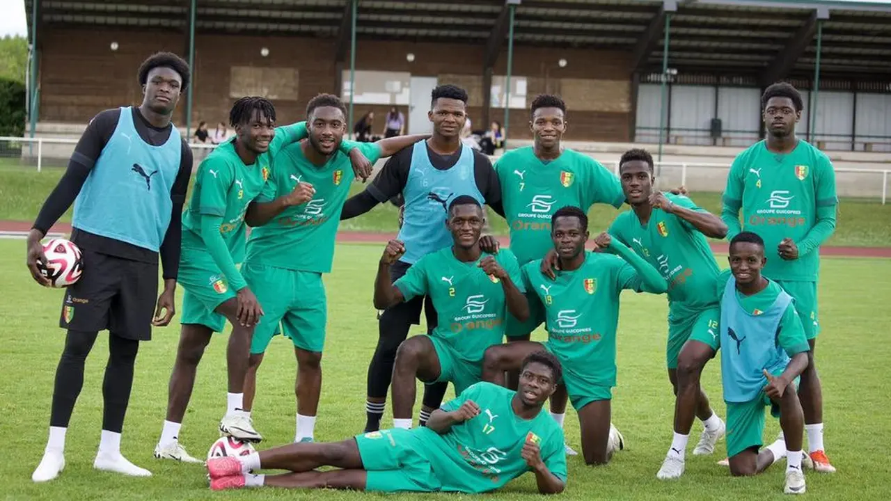 Latihan Timnas Guinea U-23 untuk melawan Timnas Indonesia U-23.